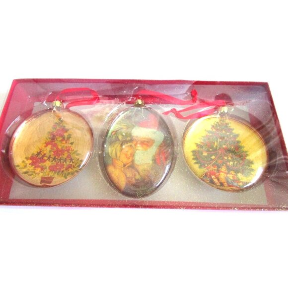 Vintage Theme Christmas Ornaments (3) Glass/Gold Finish- Metropolitan Museum Art - Picture 5 of 6